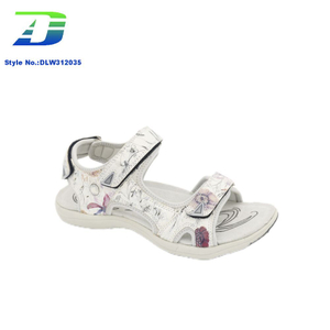 New Flat Bottom Beach Leisure Anti Slip Women's Sandal Outdoor Sports Women's Shoes