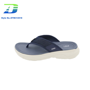 Summer New Breathable Mesh Herringbone Slippers for Men's Outdoor Slippers Beach Sandals