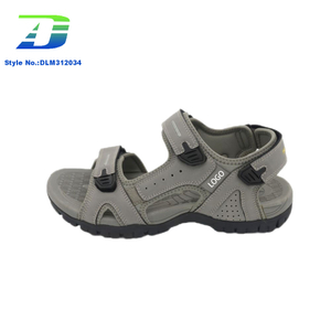 Comfortable and Durable Men's Casual Sandal for Outdoor Travel