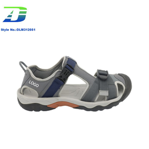 New Men's Mountaineering and Hiking Shoes Anti Collision and Shock Absorbing Outdoor Casual Sandal