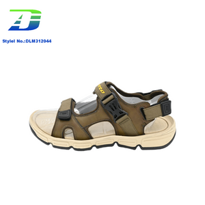 Men's New Beach Shoes Summer Versatile Velcro Outdoor Flat Sandal