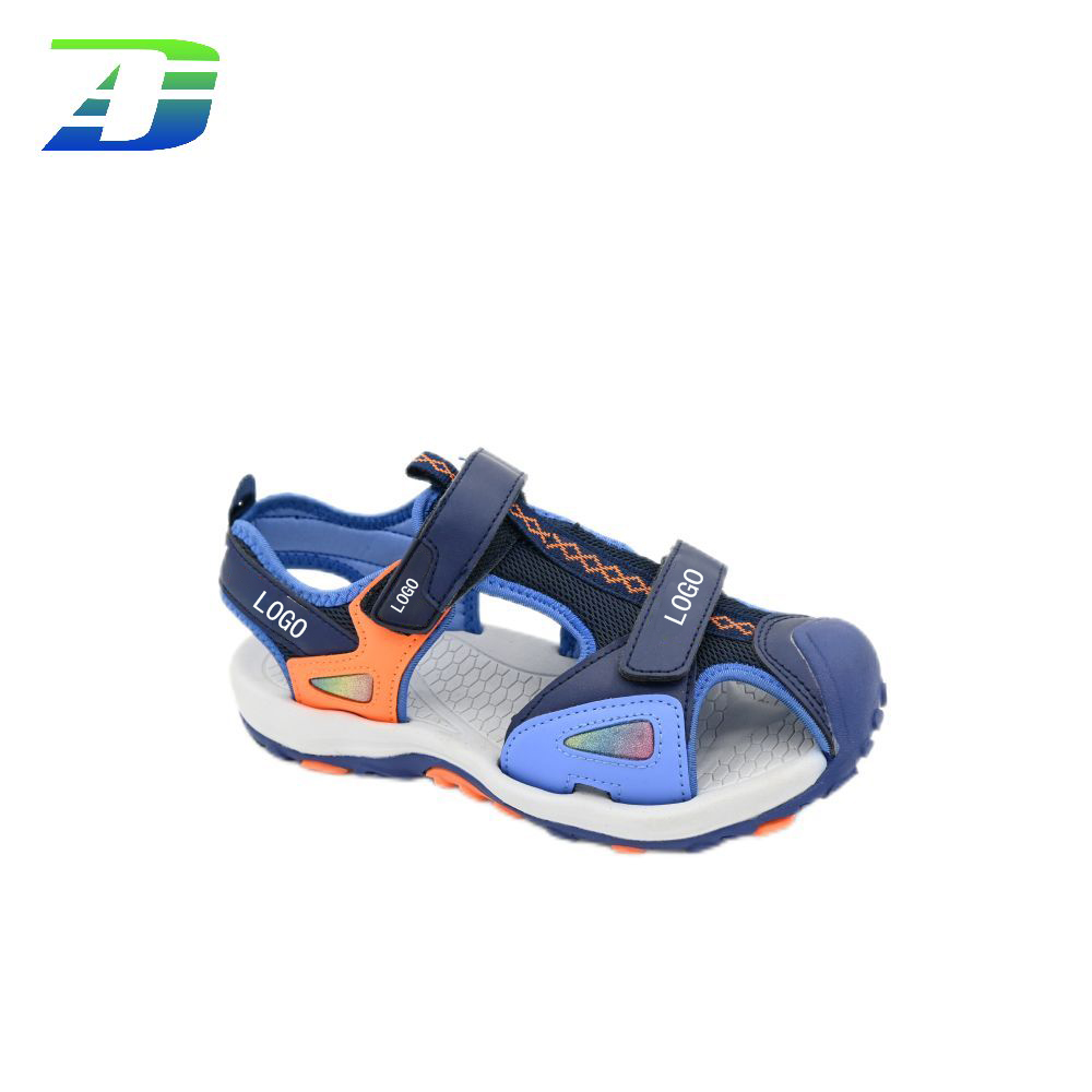 2024 New Kids Handsome and Fashionable Simple Outdoor Shoes Campus Sports Sandal