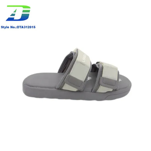 New Couple Indoor and Outdoor Slippers Trendy Lightweight Beach Sandal