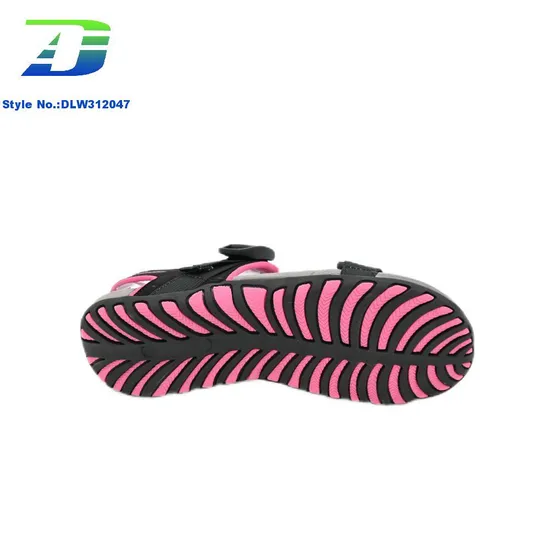 Summer Classic Durable Flat Bottom Outdoor Sandal Women's Outdoor Shoes