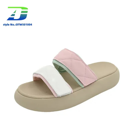 Cozy Women's Fluffy Slippers with Extra Cushioning for Your Feet