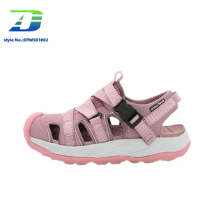 Trendy Outdoor Women's Sandal with Unique Toe Closure Design