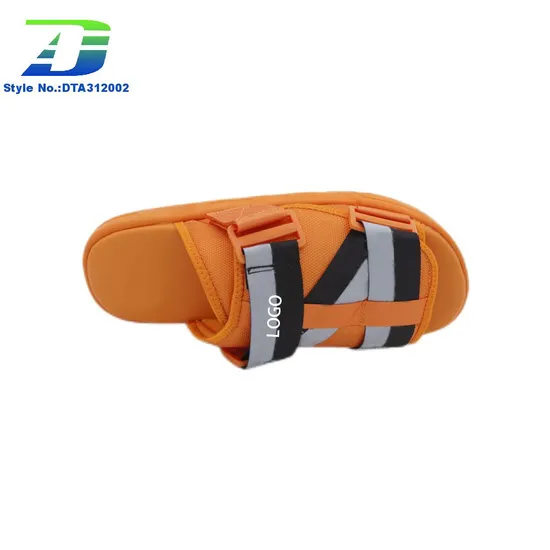 New Men and Women Fashionable and Versatile Couple Style Comfortable Sandals Indoor Outdoor Slippers
