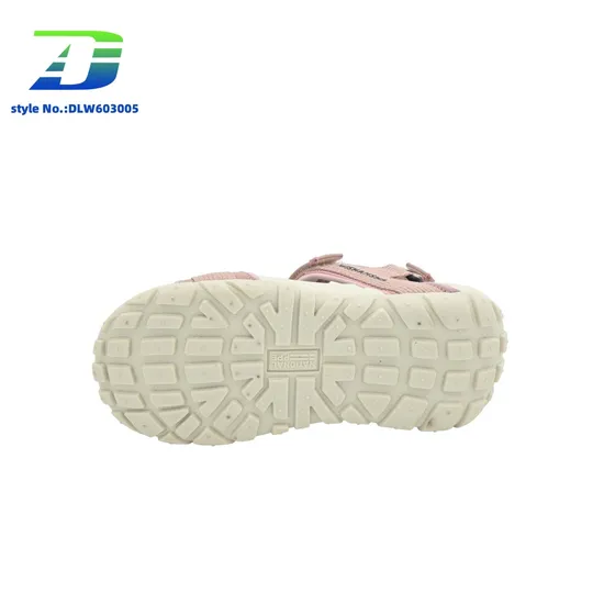Stylish Minimalist Sandal Perfect for Warm Weather Outfits