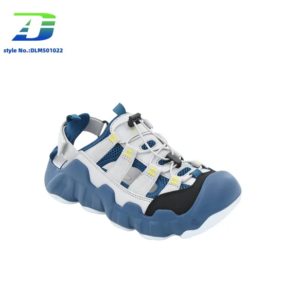 Sporty Outdoor Sandal for Men with Eye-Catching Color Combinations