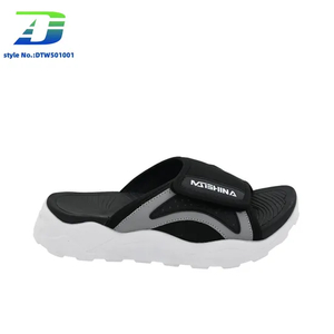 Fashionable Indoor-Outdoor Slipper for Any Occasion and Style