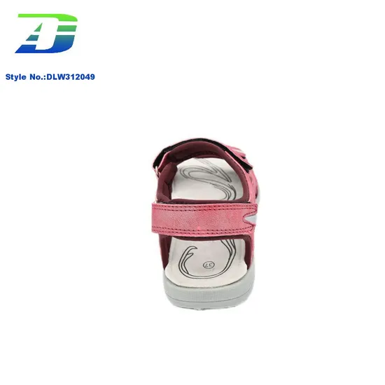 2024 Summer New Beach Anti Slip Flat Bottom Outdoor Shoes Comfortable and Durable Women's Sports Sandal