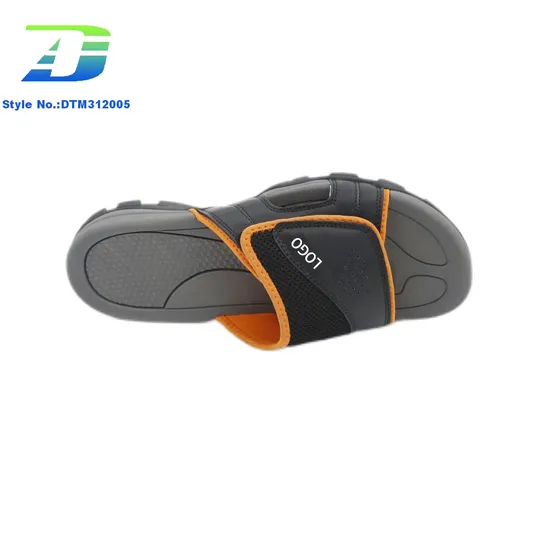 New Men's Slippers for Outdoor Breathable and Anti Slip Sandals for Summer Wear