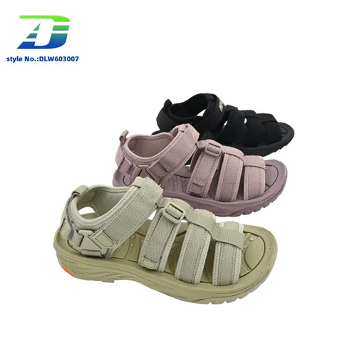 Chic Open-Toe Sandal Designed for Maximum Comfort on The Beach