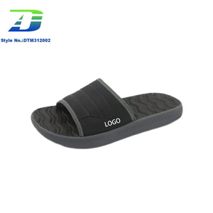 New Soft and Anti Slip Slippers Outer Wearing Slippers Man's Beach Sandal