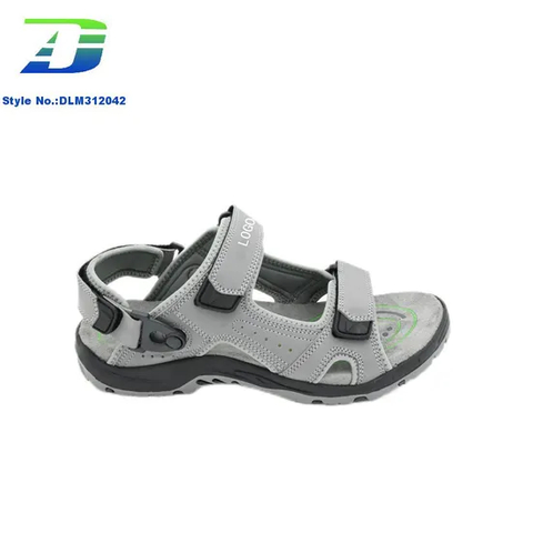 2024 New Men's Summer Flat Bottom Shoes Comfortable and Anti Slip Simple Sandal