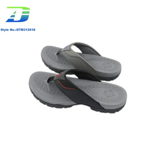 Herringbone Slippers for Men in Summer New Anti Slip Large Size Comfortable and Not Tiring for Men's Outdoor Slippers Beach Sandals
