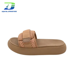 Trendy Women's Slippers Perfect for Casual Outdoor Activities